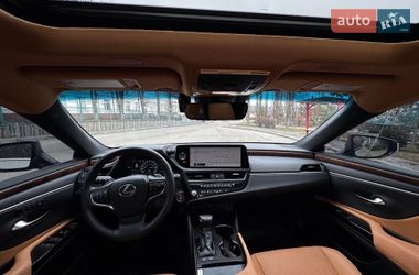 Седан Lexus ES 2023 в Киеве