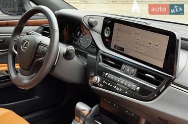 Седан Lexus ES 2023 в Киеве