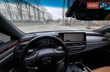 Седан Lexus ES 2023 в Киеве
