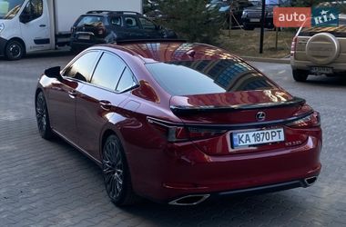 Седан Lexus ES 2019 в Киеве