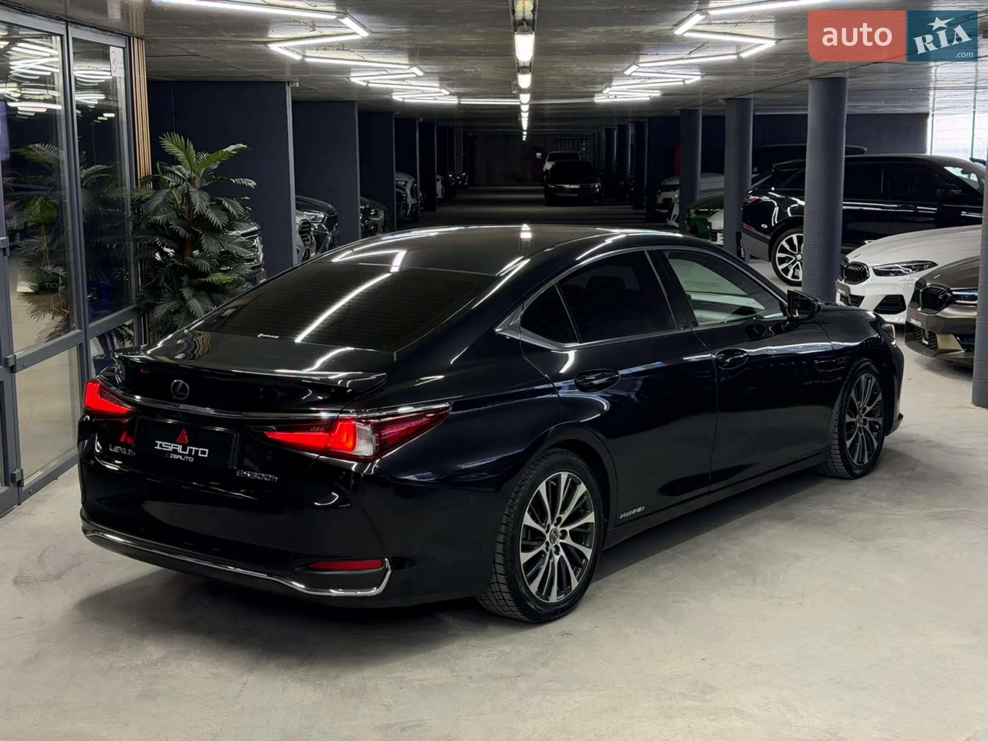 2019 Lexus ES - мініатюра 15