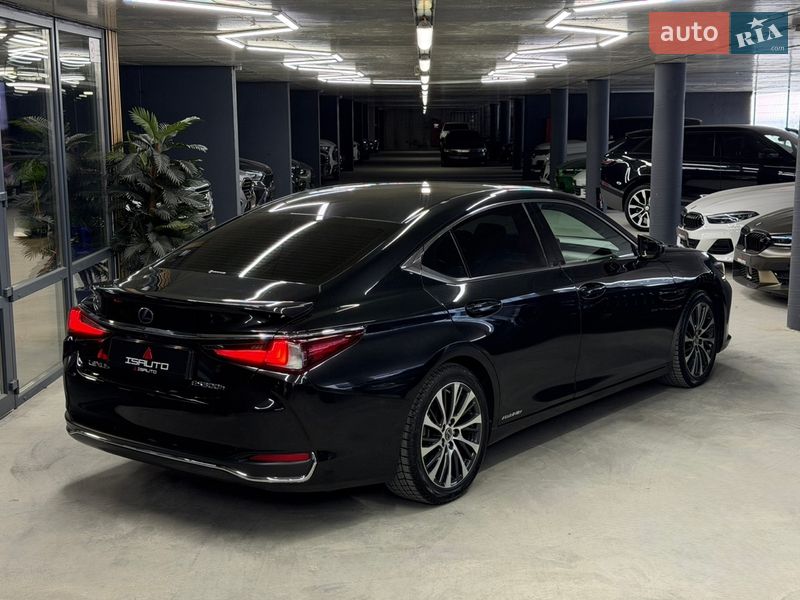 Седан Lexus ES 2019 в Одессе
