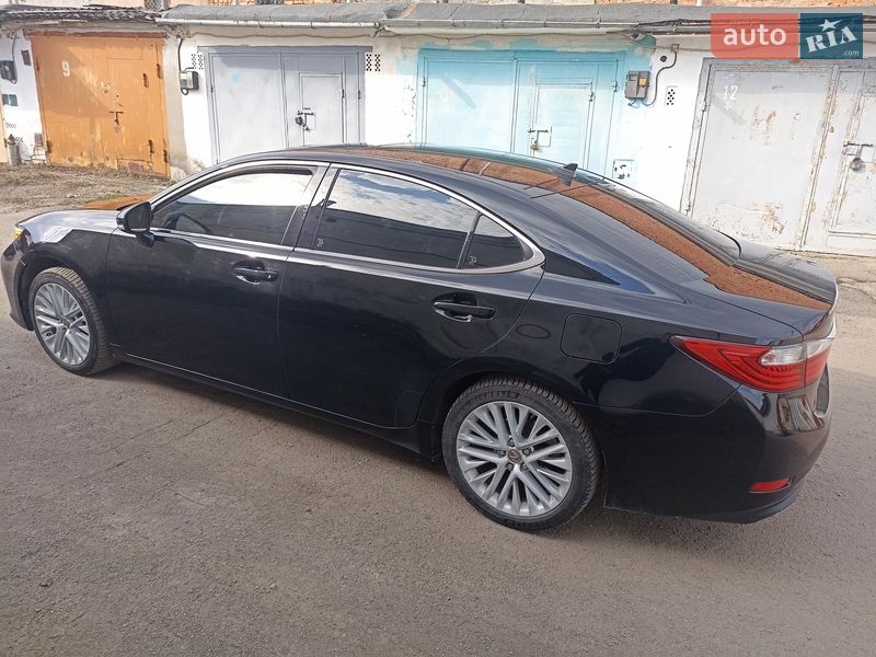 Седан Lexus ES 2014 в Хмельницком