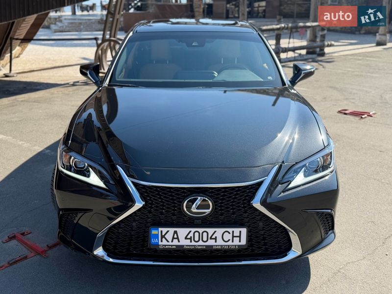Седан Lexus ES 2023 в Одессе