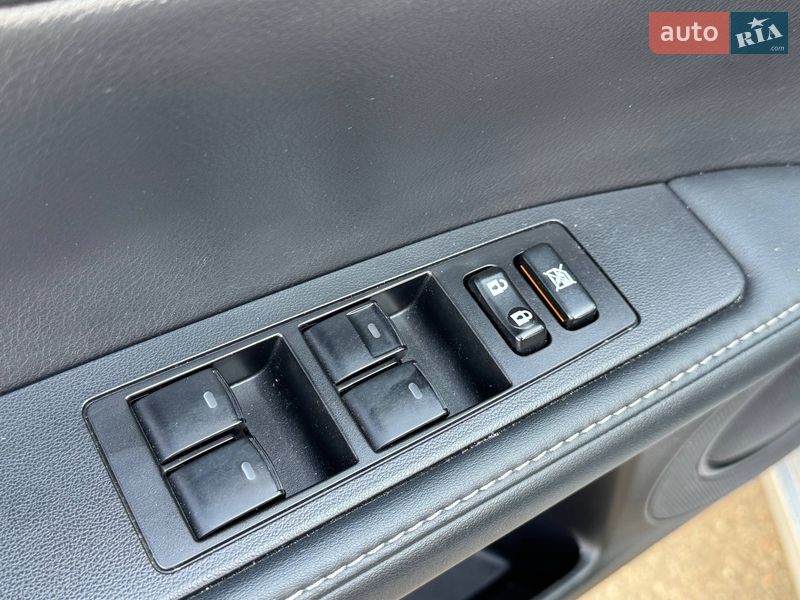 Седан Lexus ES 2014 в Києві фото 12 Седан Lexus ES 2014 в Києві