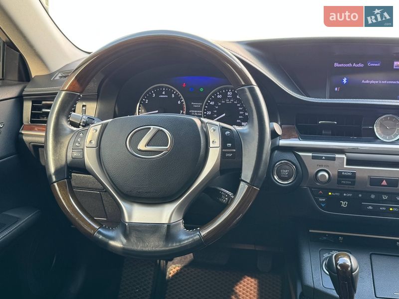 Седан Lexus ES 2014 в Києві фото 30 Седан Lexus ES 2014 в Києві