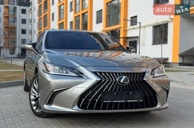 Седан Lexus ES 2023 в Вінниці