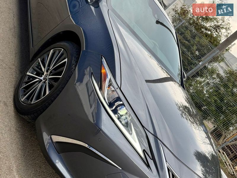 Седан Lexus ES 2023 в Львове фото 11 Седан Lexus ES 2023 в Львове