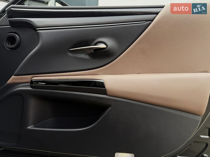 Седан Lexus ES 2023 в Києві фото 32 Седан Lexus ES 2023 в Києві