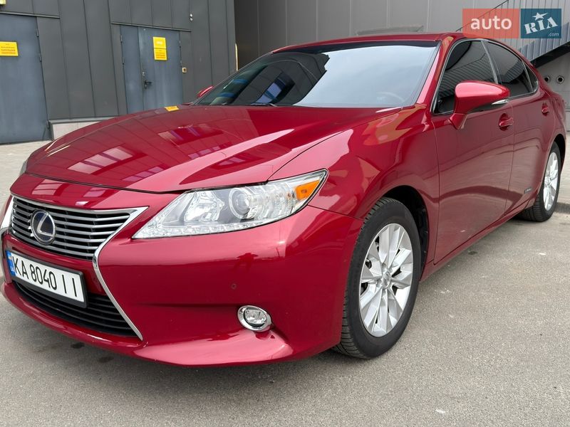 Седан Lexus ES 2014 в Києві