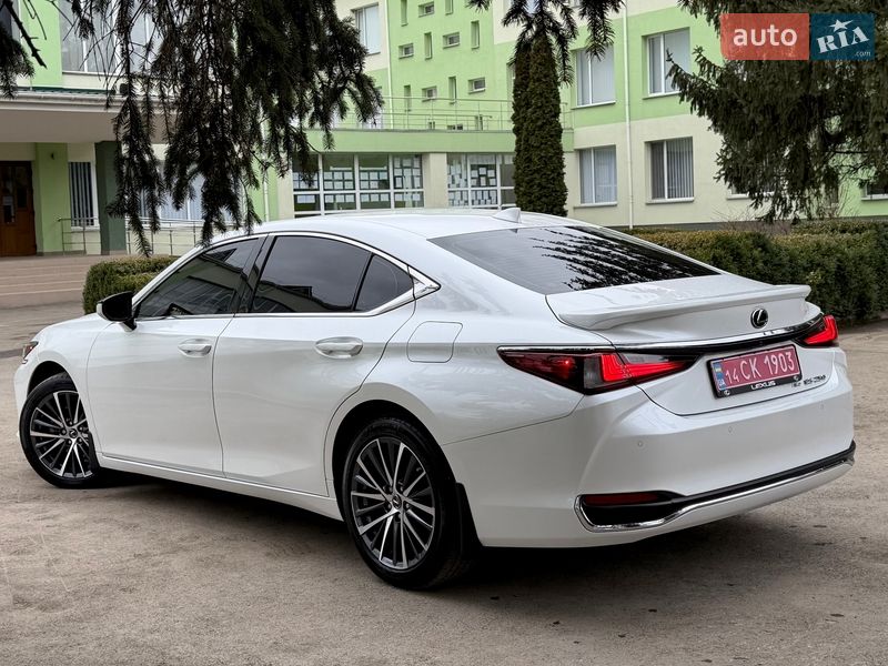 Седан Lexus ES 2022 в Виннице фото 15 Седан Lexus ES 2022 в Виннице
