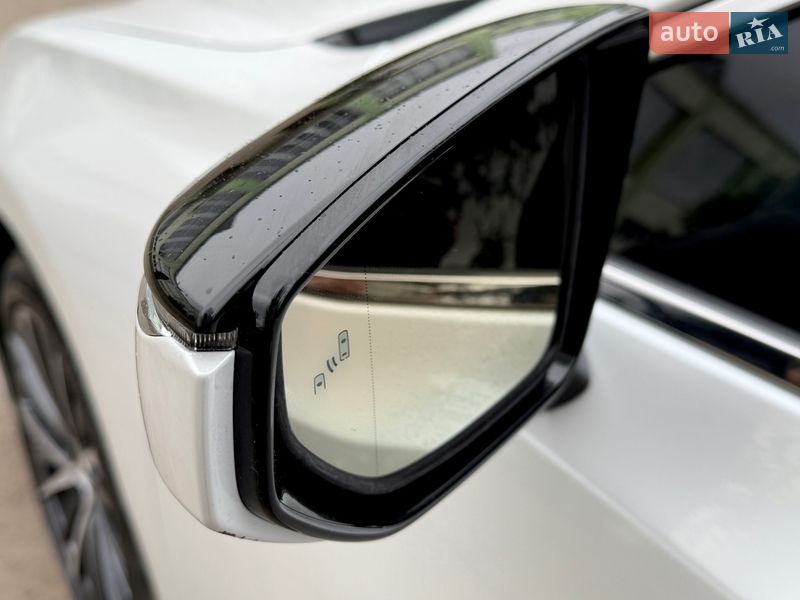 Седан Lexus ES 2022 в Виннице фото 21 Седан Lexus ES 2022 в Виннице