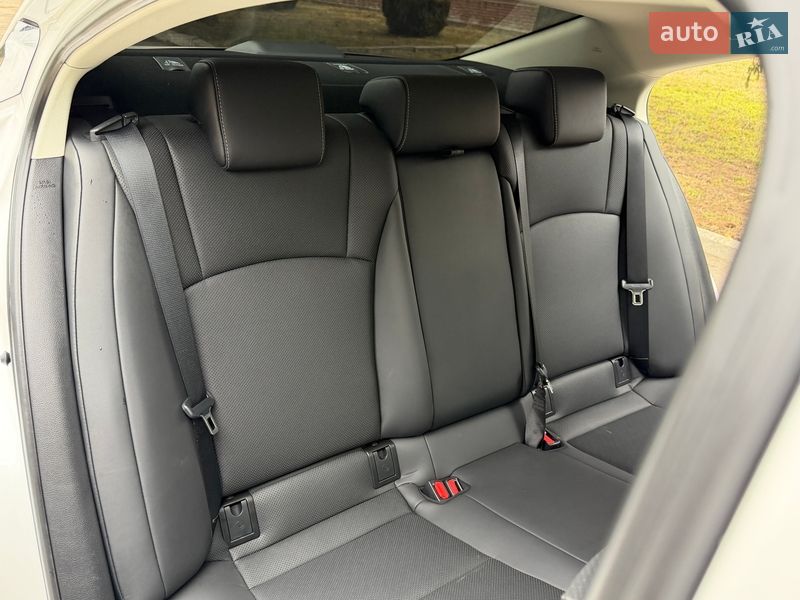 Седан Lexus ES 2022 в Виннице фото 42 Седан Lexus ES 2022 в Виннице