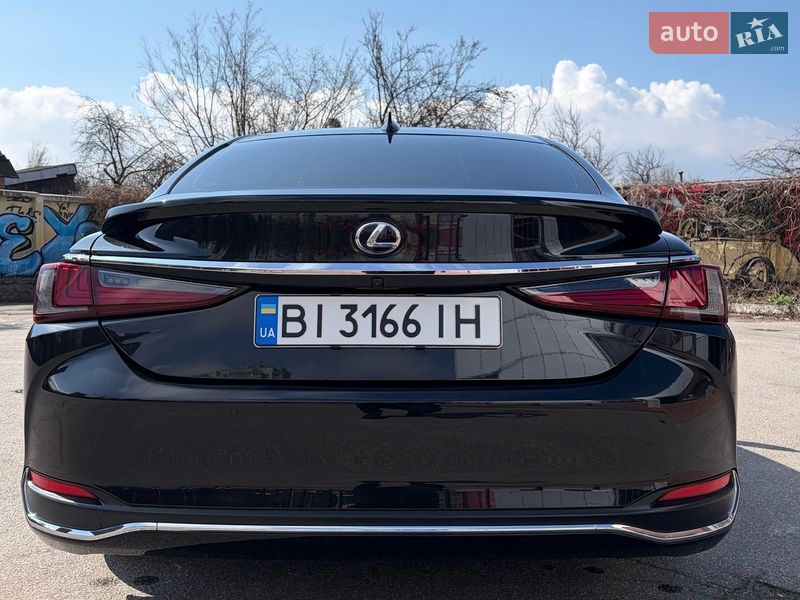 Седан Lexus ES 2020 в Харкові