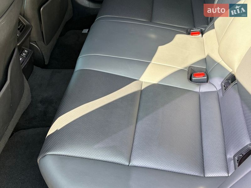 Седан Lexus ES 2020 в Харкові