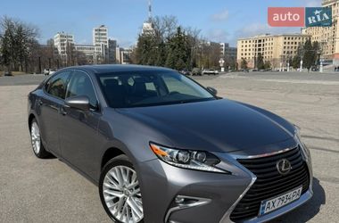 Седан Lexus ES 2015 в Харкові