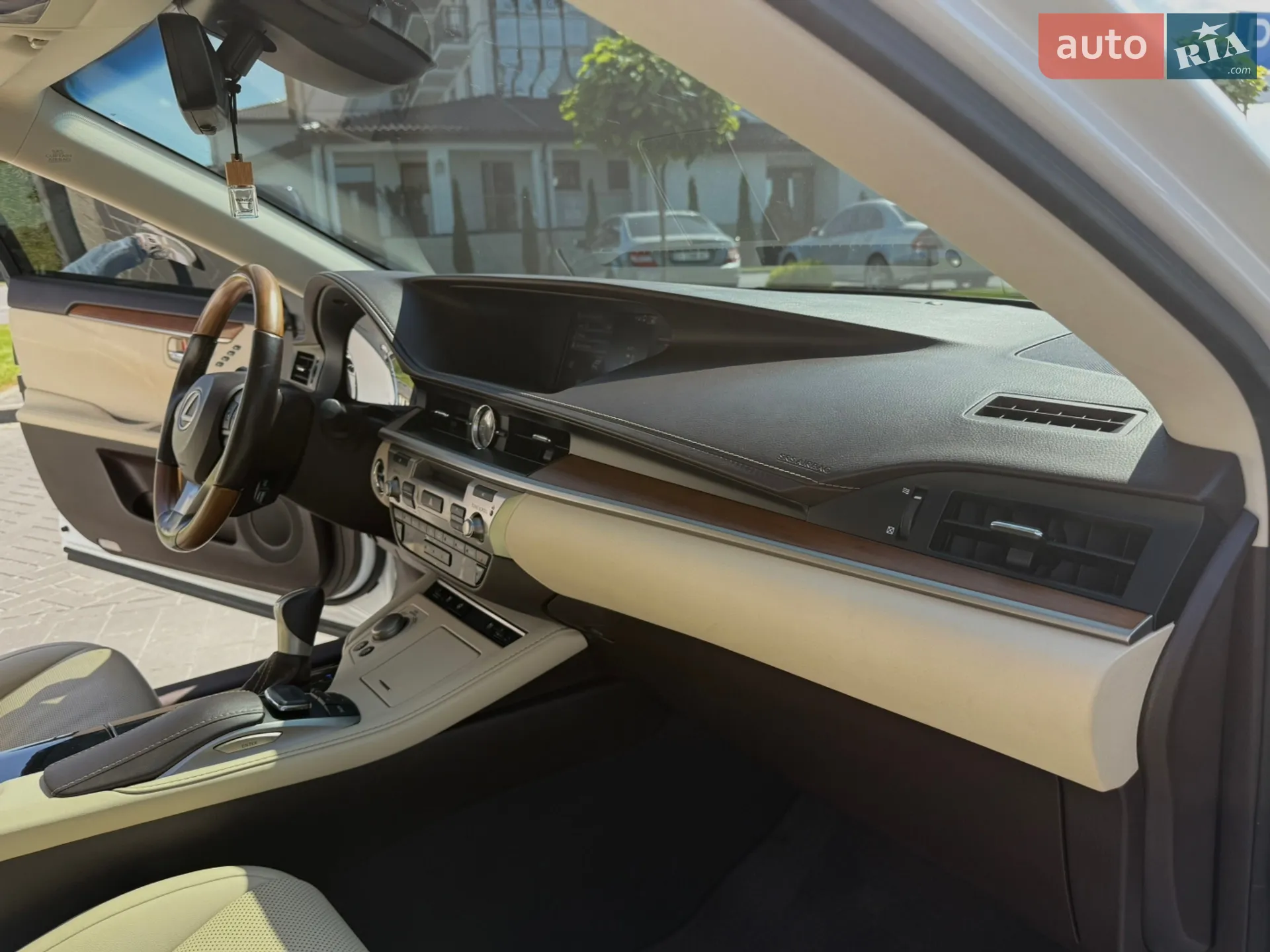 2016 Lexus ES - мініатюра 21