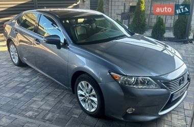 Седан Lexus ES 2013 в Одесі