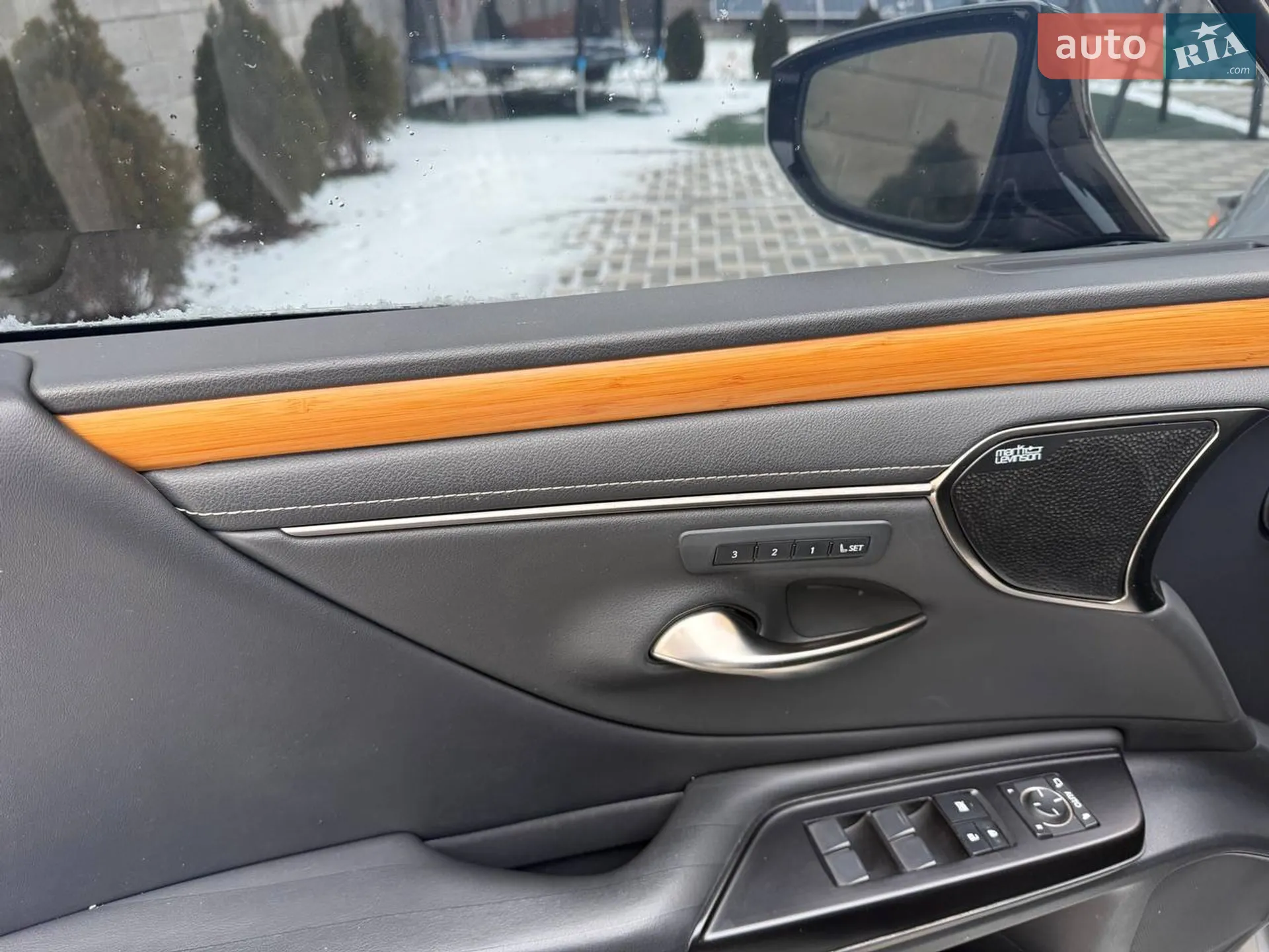2019 Lexus ES - мініатюра 8