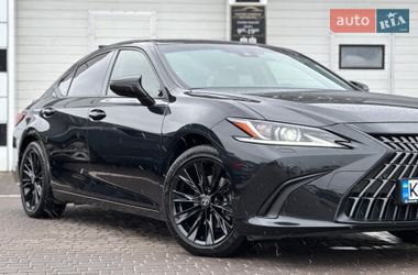 Седан Lexus ES 2022 в Киеве