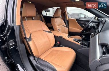 Седан Lexus ES 2022 в Киеве
