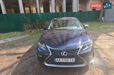 Седан Lexus ES 2017 в Киеве