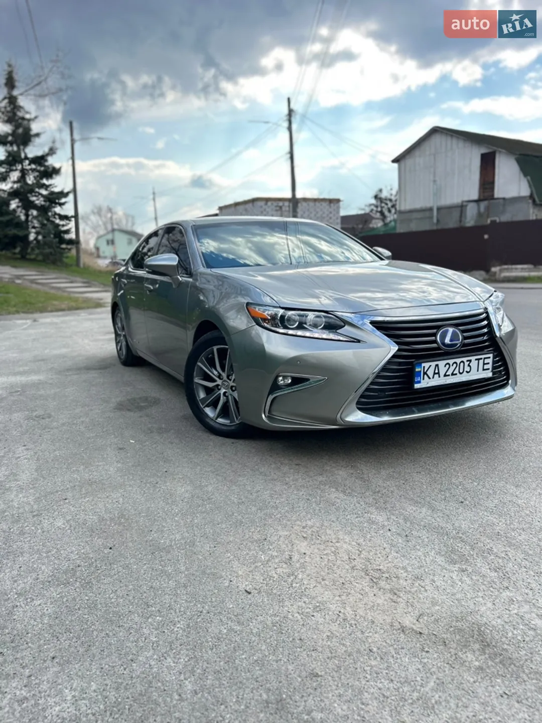 2017 Lexus ES - фото 1