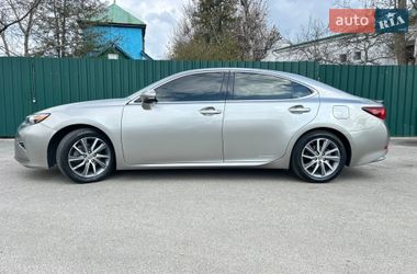 Седан Lexus ES 2017 в Киеве