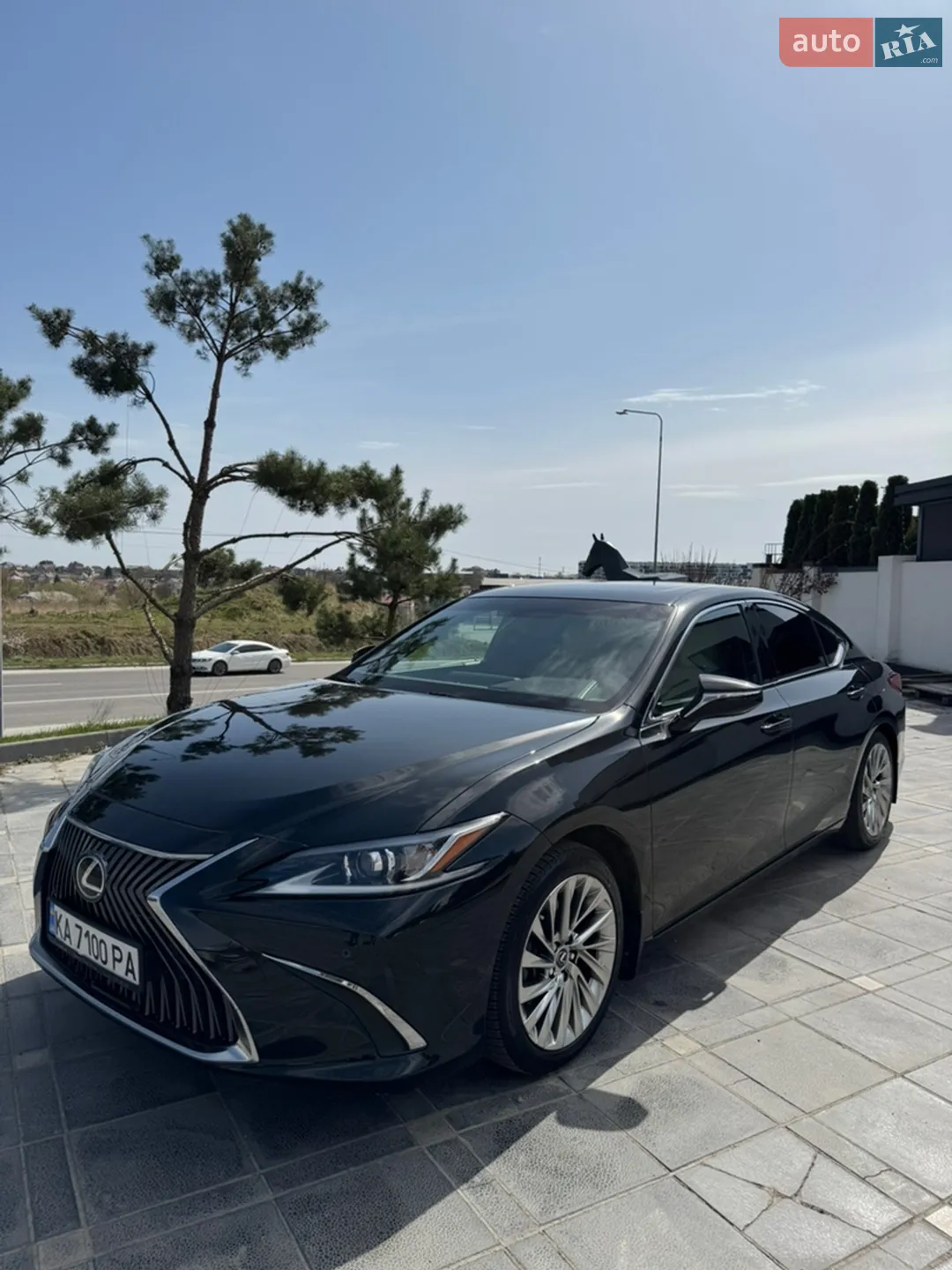 2019 Lexus ES - мініатюра 2