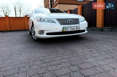 Седан Lexus ES 2012 в Хмельницькому