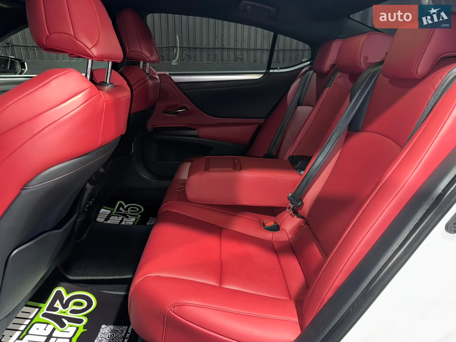 2018 Lexus ES - мініатюра 25