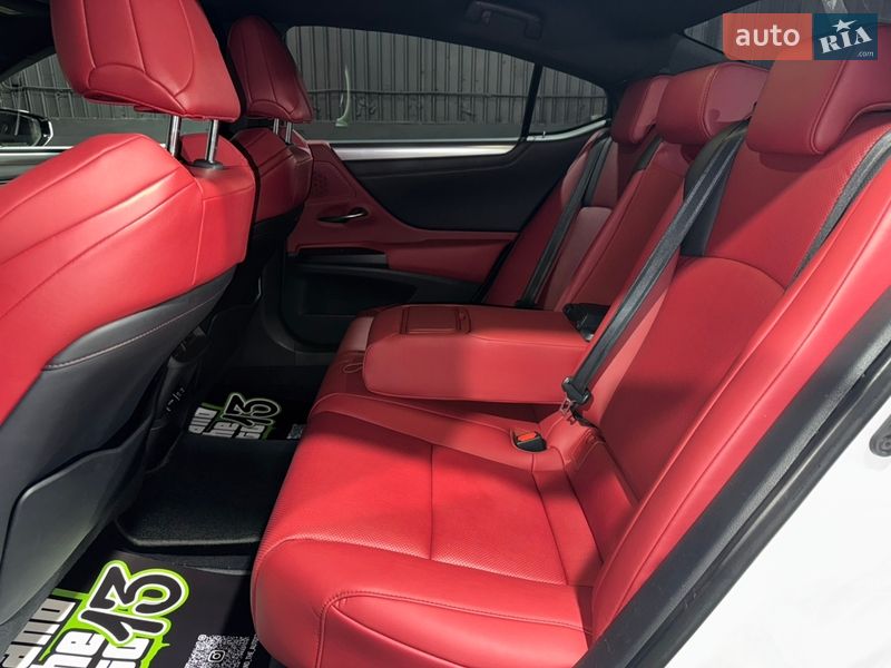 Седан Lexus ES 2018 в Одессе