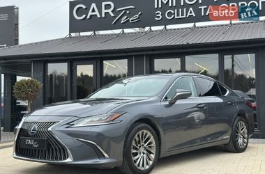 Седан Lexus ES 2022 в Львове