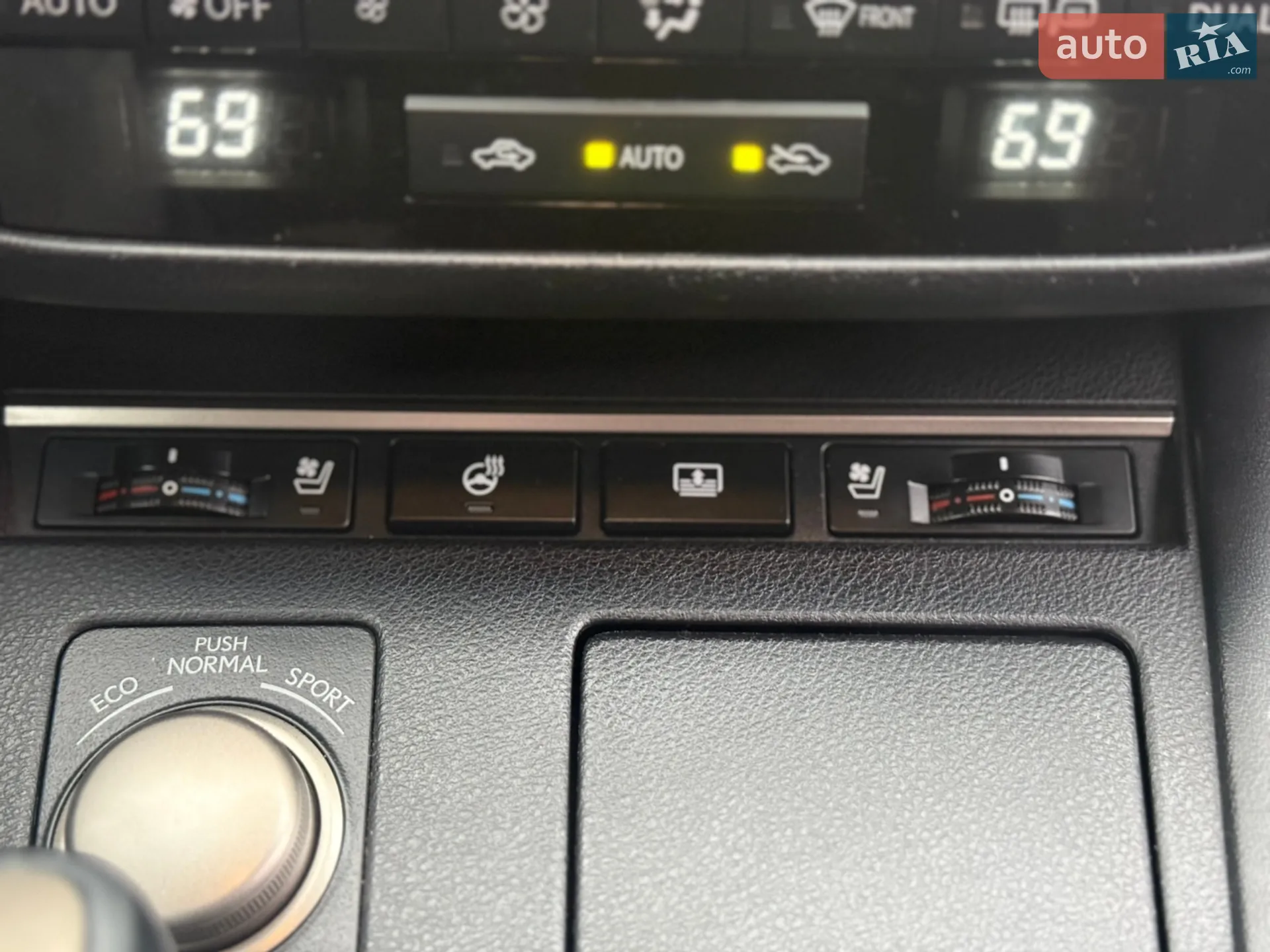 2016 Lexus ES - мініатюра 45