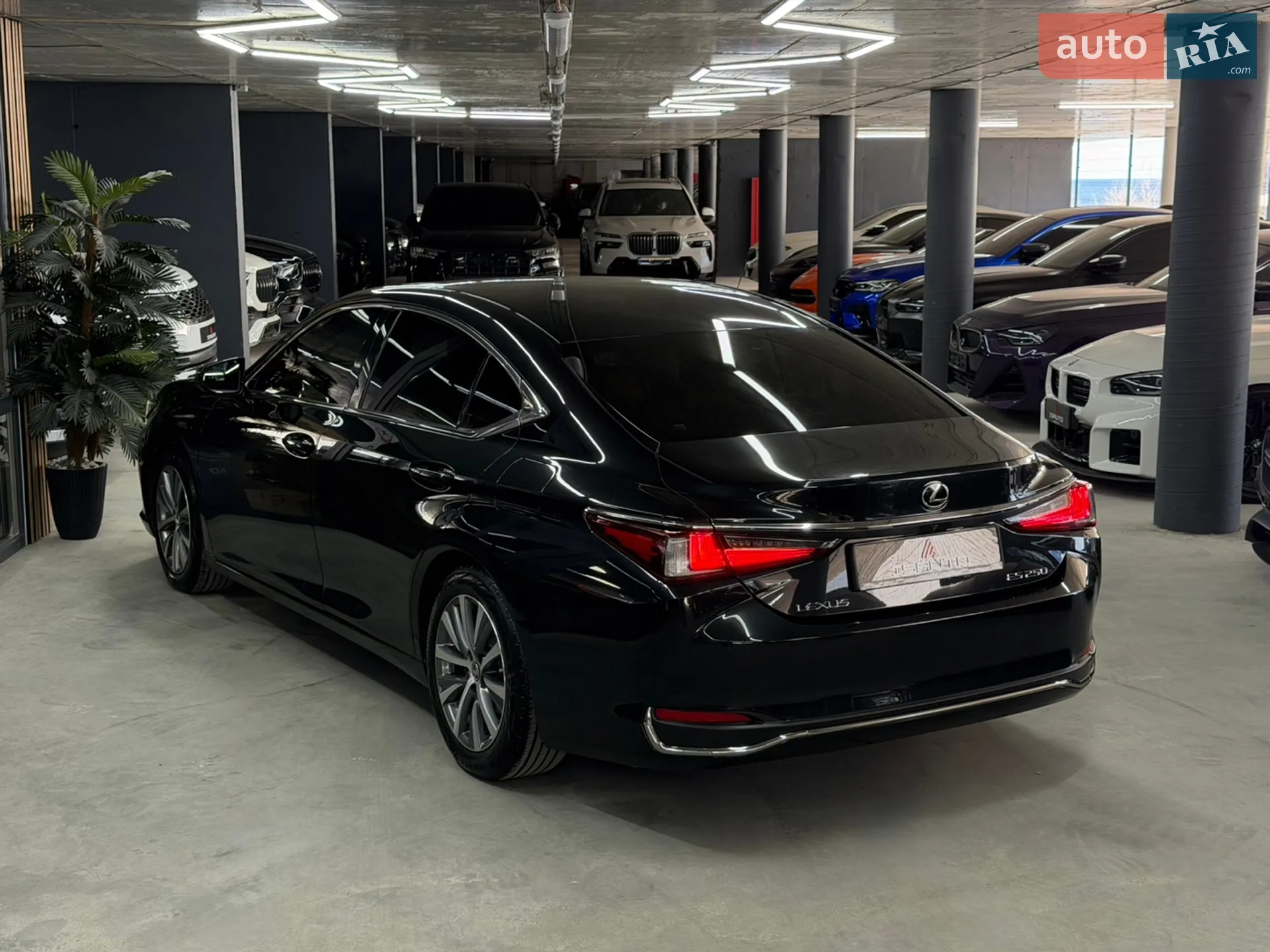 2018 Lexus ES - мініатюра 10