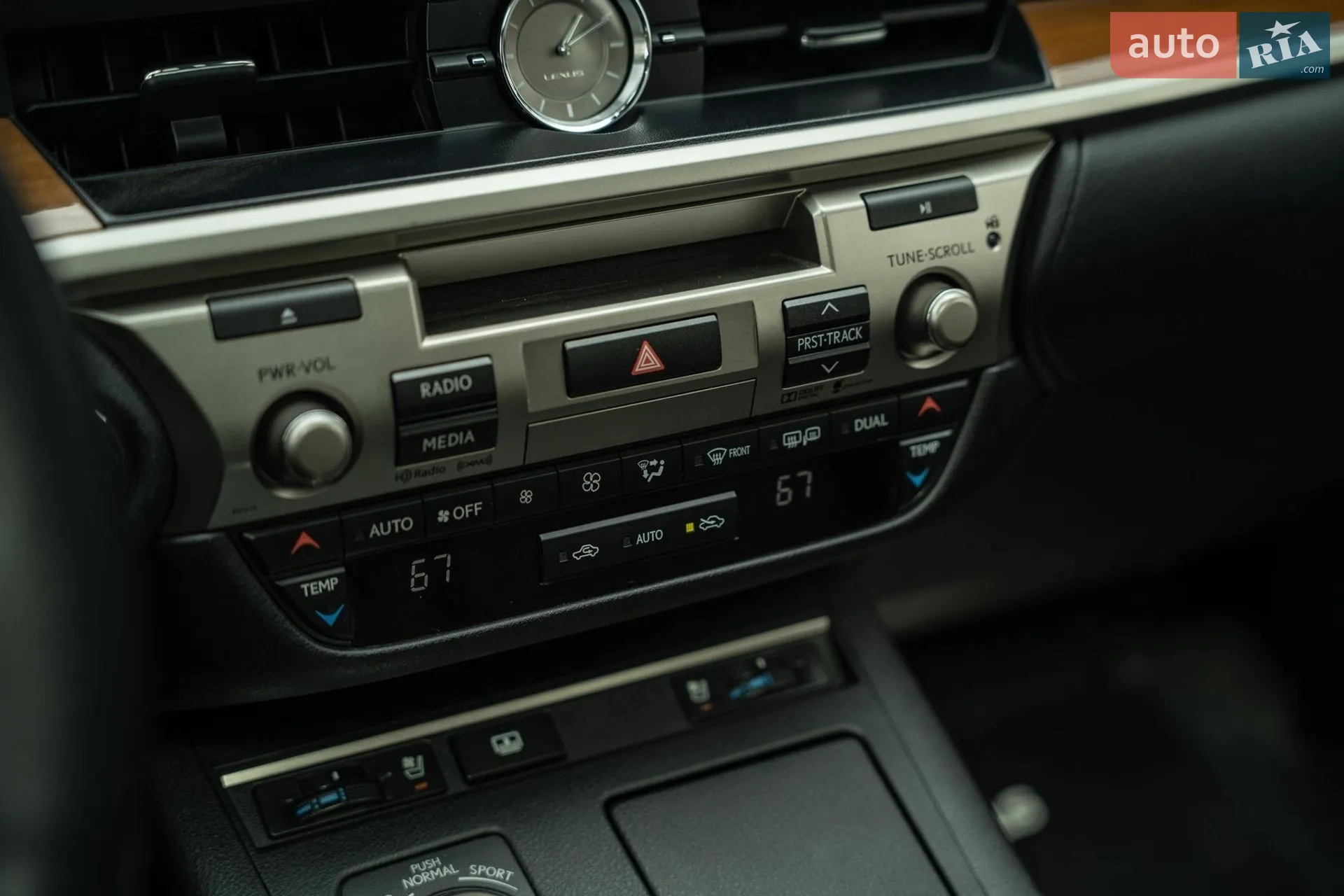 2014 Lexus ES - мініатюра 31