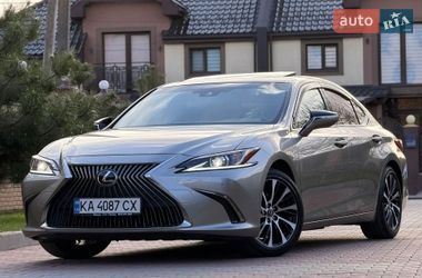 Седан Lexus ES 2021 в Білій Церкві