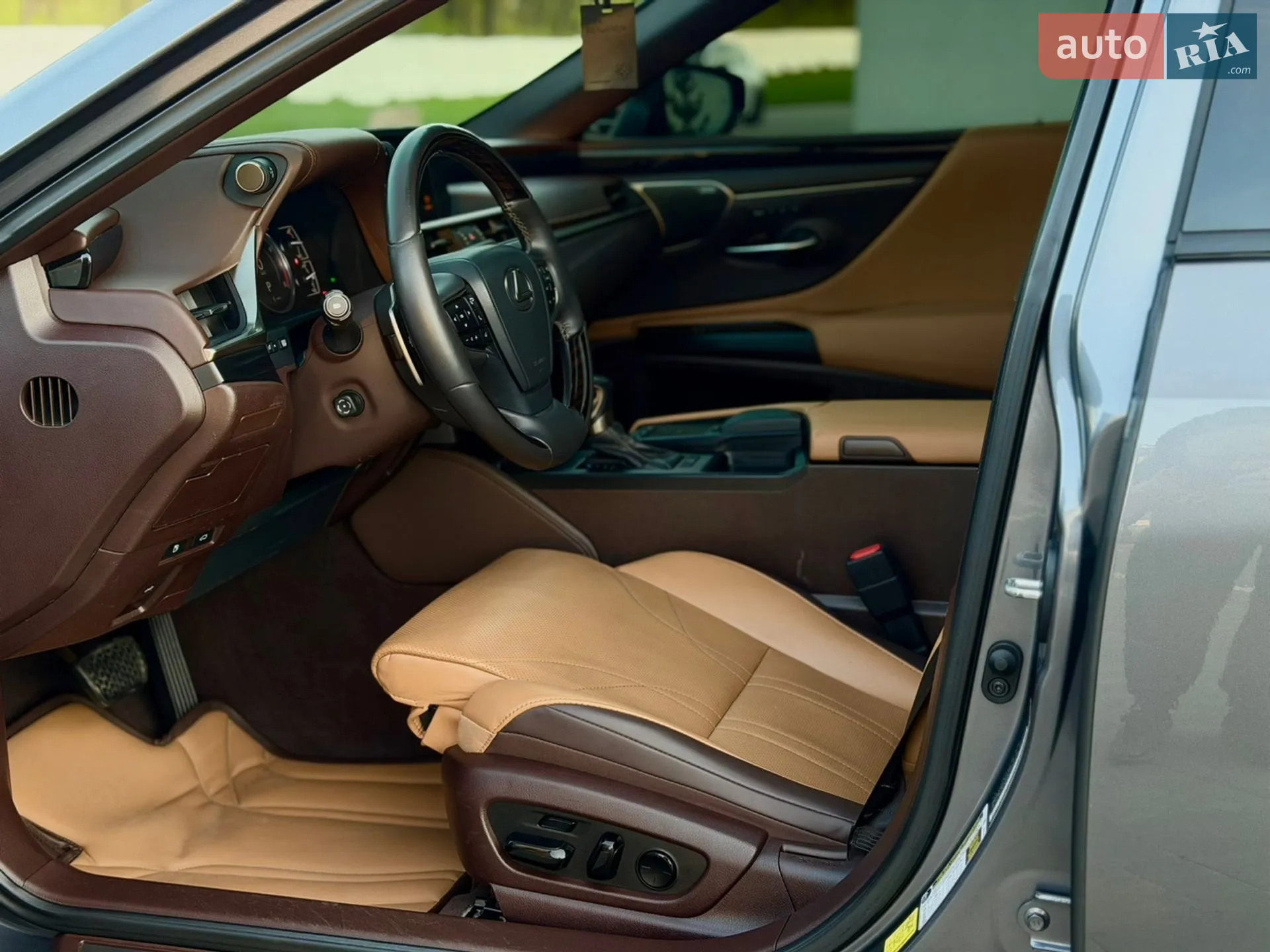 2020 Lexus ES - мініатюра 14