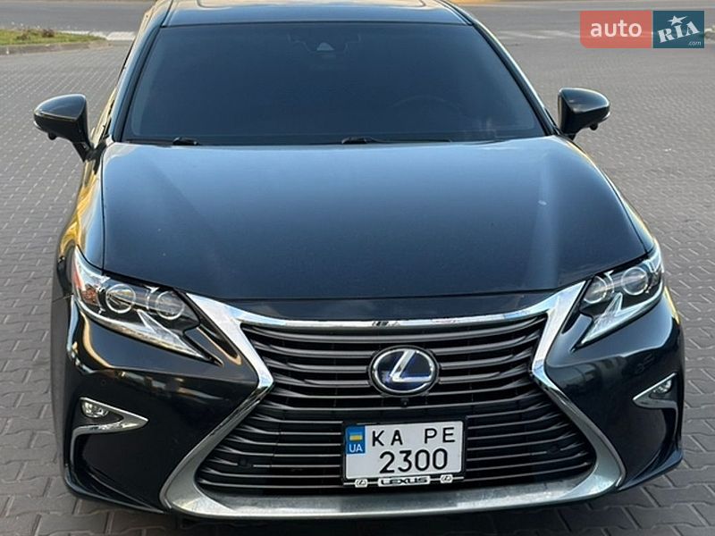 Lexus ES 2016