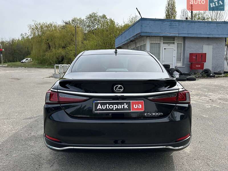 Седан Lexus ES 2023 в Киеве