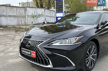 Седан Lexus ES 2023 в Киеве