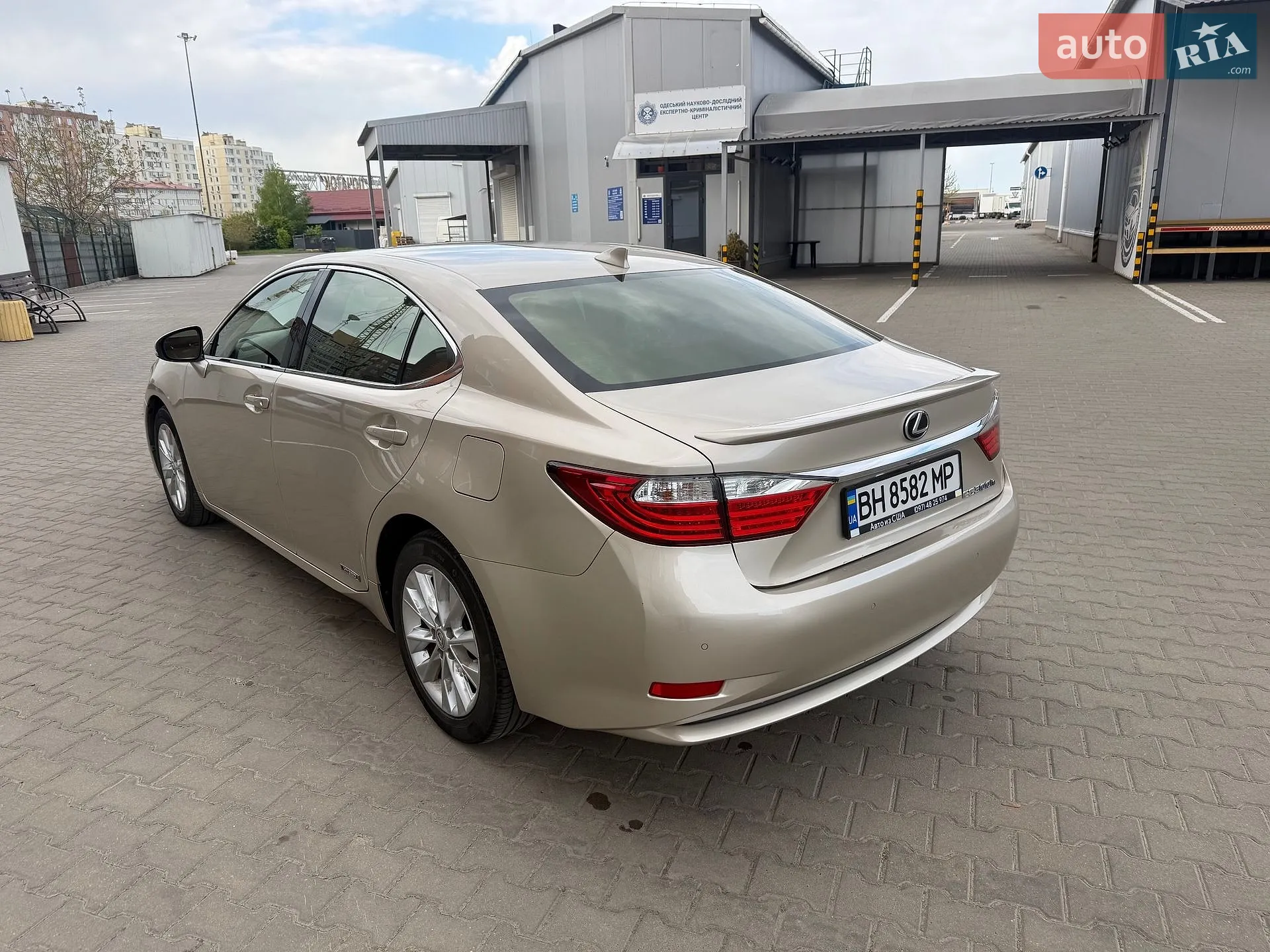 2015 Lexus ES - мініатюра 5