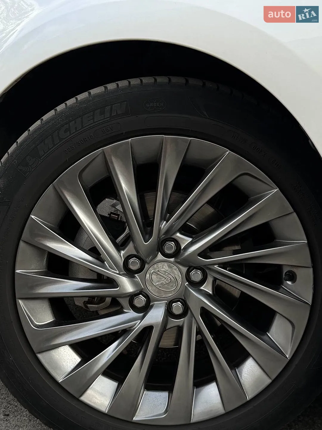2015 Lexus ES - мініатюра 9