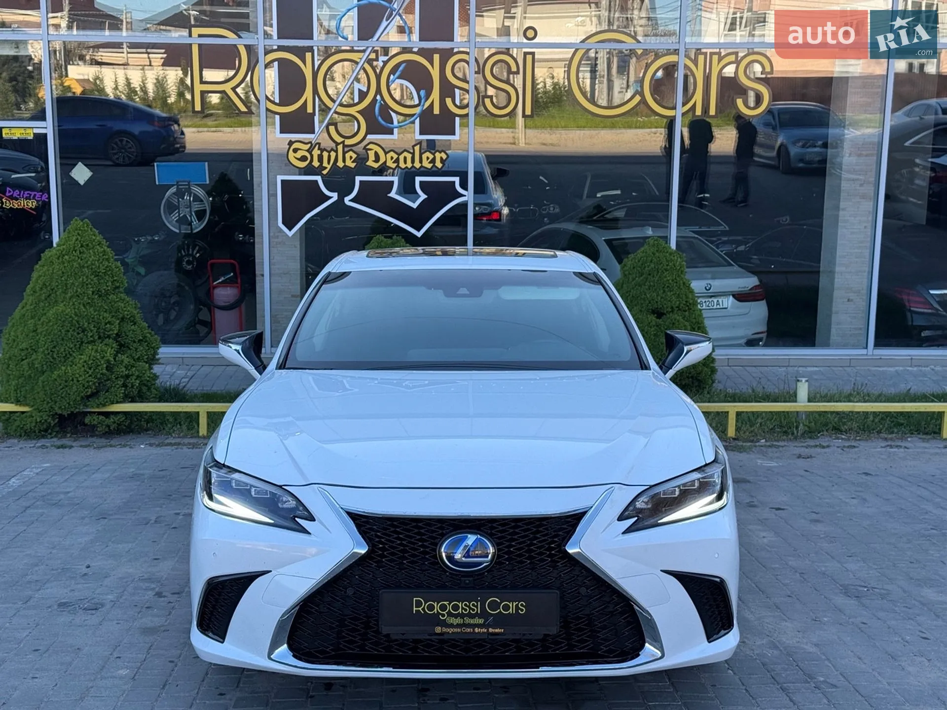2021 Lexus ES - мініатюра 2