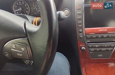 Седан Lexus ES 2011 в Львове