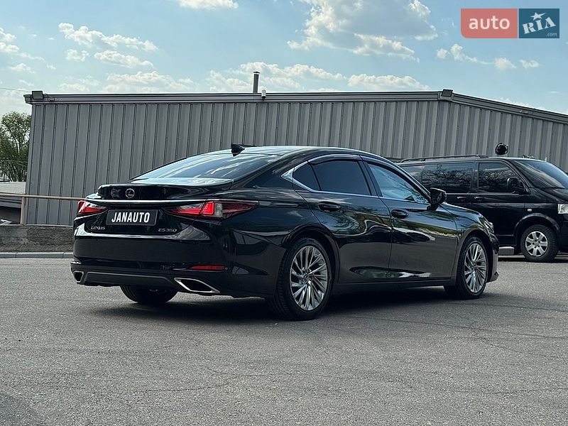 Седан Lexus ES 2019 в Харькове