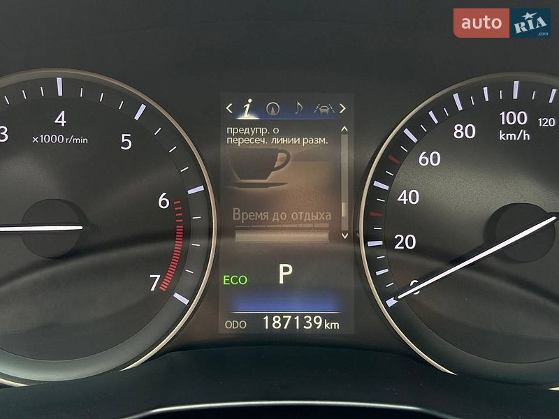 Седан Lexus ES 2015 в Житомирі