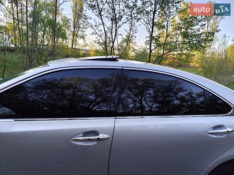 Седан Lexus ES 2006 в Бердичеве