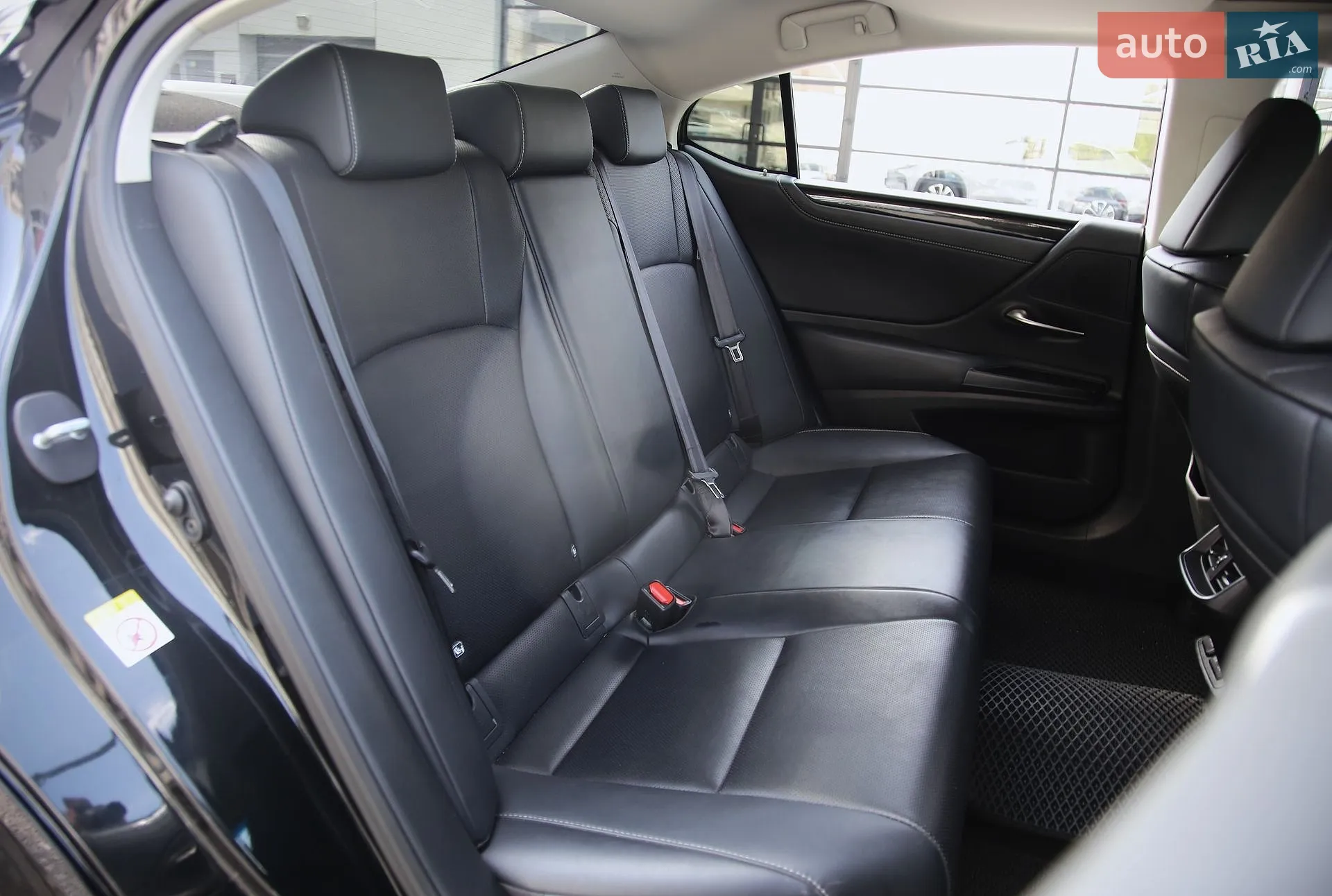 2018 Lexus ES - мініатюра 9