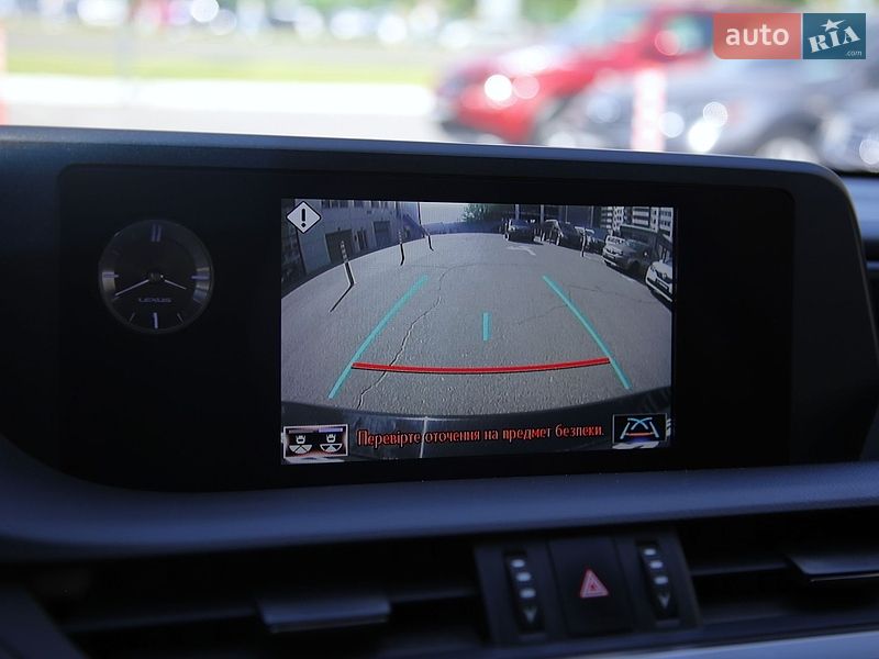 Седан Lexus ES 2018 в Харькове